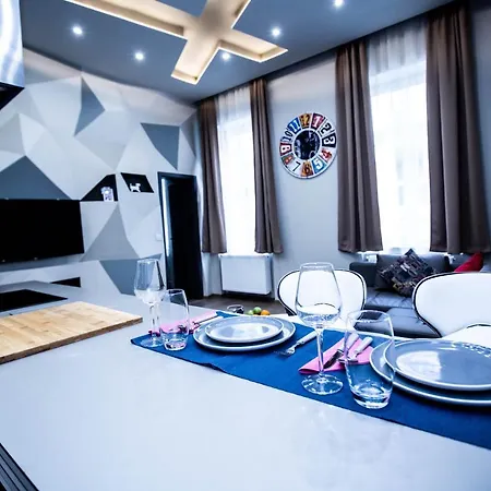 アパート Luna Lux Residency *